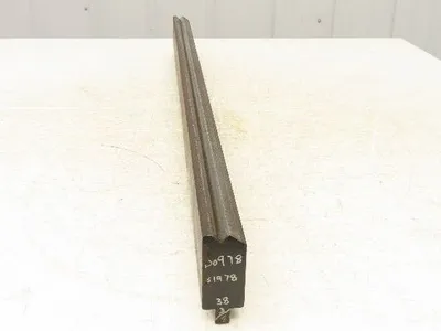 Press Brake Die 36-1/2" Long 90° V 1/2" Tang 1-13/32" W 2-13/16"H Offset