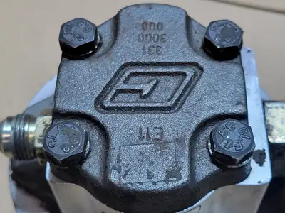 Used PARKER PGP505A0030CJ1H2ND3D2B1B1 Hydraulic Pumps British Columbia CA | Lenmark #1489169