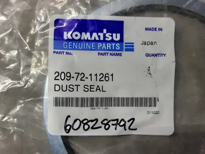 NEW KOMATSU 209-72-11261