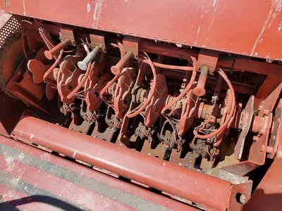 USED 2005 HESSTON 4790