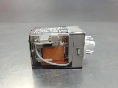USED Allen-Bradley 700-HA32A1-4 Ser D Relay, 120VAC, 10A