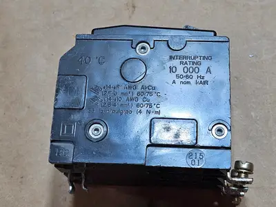 Used SQUARE D QOB330 Switchgears British Columbia CA | Lenmark #1438563