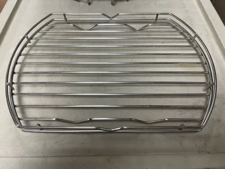 Used Winston Used Winston PS2837-1 Fryer Quarter Rack Stainless Wire Frying Rack Food, Restaurant, & Bakery Parts & Accessories Illinois US | Falcon Restaurant Supply #1375619