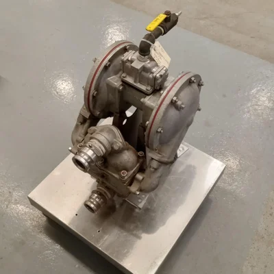 DIAPHRAGM PUMP SAND PIPER # 3327