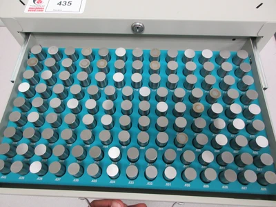 Used GENERIC GENERIC Lab Inspection Minnesota US | Machinesused.com #1377536