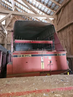 GEHL BU970 Silage wagon | Iron Listing (12)