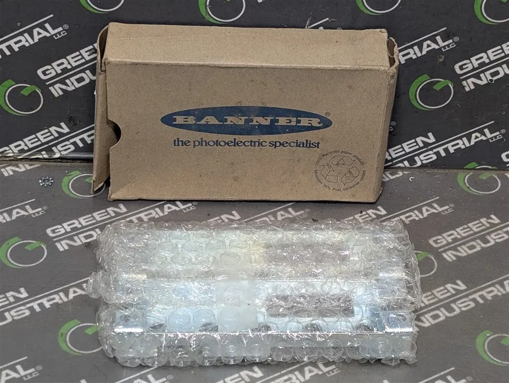 Banner SMBPVA5 Pair of Protective Brackets 56500 New NIB