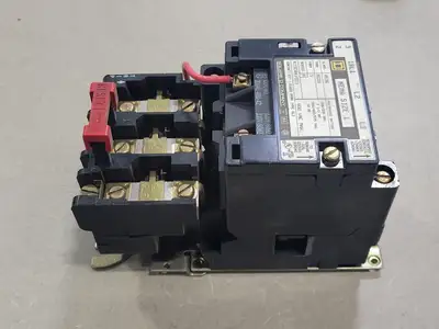 USED SQUARE D 8536SCO3V02S