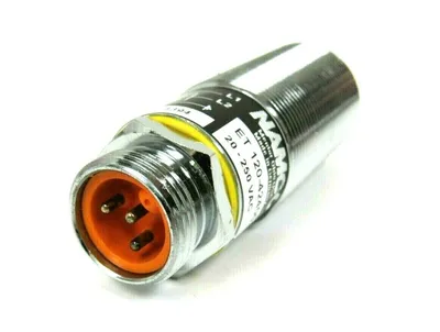 NEW NAMCO ET120-42400 PROXIMITY SWITCH ET12042400