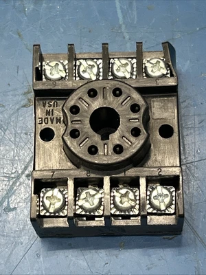 NEW ALLEN BRADLEY 700-HN125