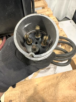 Used _UNKNOWN_ _UNKNOWN_ Rectifier - Battery Chargers West Virginia US | Cooper Industries #1409473