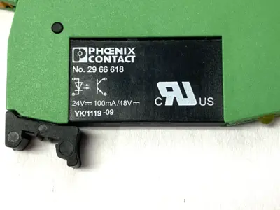 USED PHOENIX CONTACT RELAY BASE 2900445 W/ 2966618 CONTACT