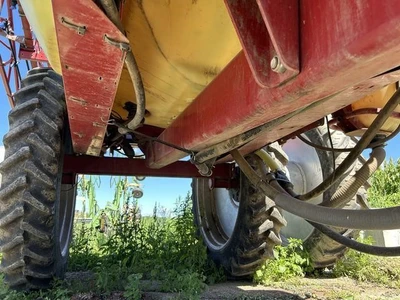 Used 2011 HARDI NAVIGATOR 3500 Sprayers Maine US | Beauregard Equipment #1511352