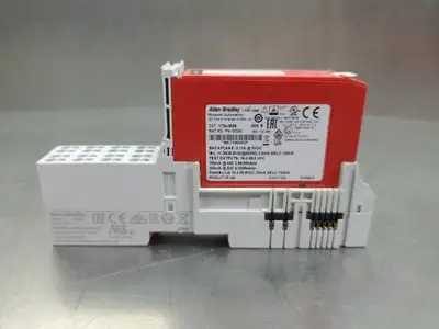 USED Allen-Bradley 1734-IB8S SER B Point Guard I/O 24VDC Safety Sink Input Module