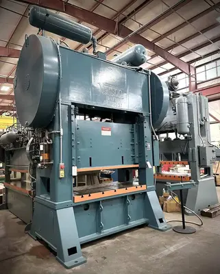USED VERSON VERSON 672T PRESS