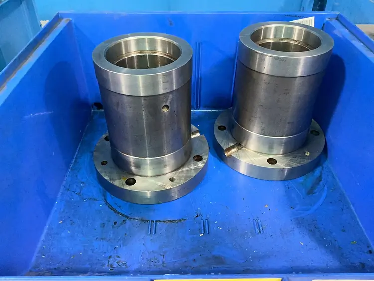 Used _UNKNOWN_ _UNKNOWN_ Drill Bushings Ohio US | HGR 24 #1358154