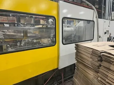 2010 TOSHIBA ISGS610WV21-59B Injection Molding Horizontal/Vertical | Machinery Network (8)