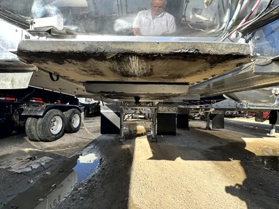 Used 2006 POLAR 406 Tanker Trailers Texas US | MCO Truck & Equipment #1513788