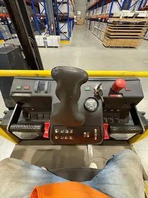 USED HYSTER V30XMU
