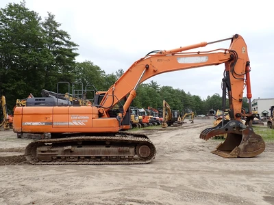 Used 2013 DOOSAN DX350 LC-3 Crawler Excavators Massachusetts US | Brookside Equipment Sales #1422139
