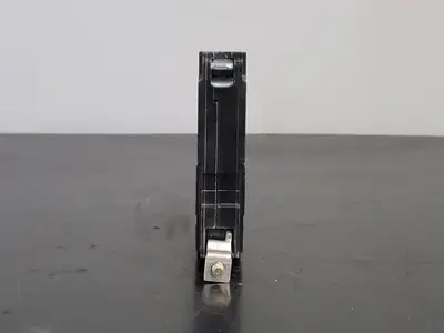 USED SQUARE D QOB120