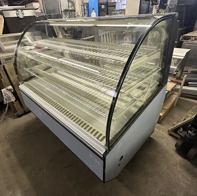 174-0187 Federal SN59 59" Remote Full Service Bakery Case Cooler