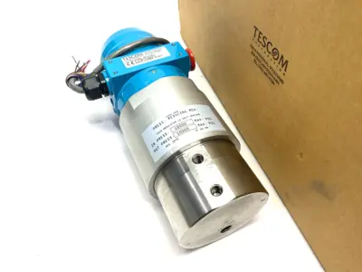 USED EMERSON TESCOM INTEGRATED REGULATOR, ER 3020SI-1 ELECTROPNEU. CONTROLLER