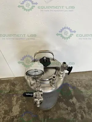 USED POPE SCIENTIFIC 17 LITER PRESSURE VESSEL 100 PSI AT 100°F W/ GAUGE & DIP TUBE