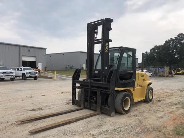 Used 2012 YALE GDP170VX Internal Combustion Forklifts: Pneumatic Tire South Carolina US | Zoom Lifts & Equipment #1182320