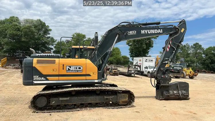 Used 2023 HYUNDAI HX210AL Crawler Excavators South Carolina US | National Equipment Dealers #1422401