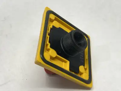 USED ABB DISCONNECT LOAD SWITCH HANDLE RED/YELLOW 1SCA105296R1001