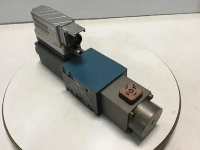USED BOSCH 0 811 404 775