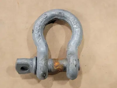5/8" Screw Pin Anchor Shackle WLL 4-3/4T