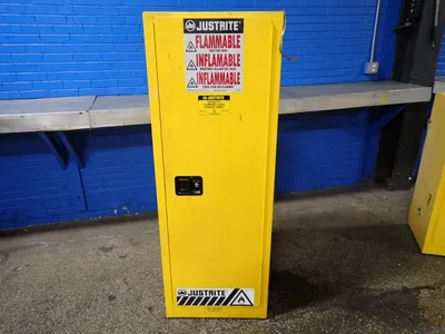 Used JUSTRITE 892200 Cabinets Ohio US | HGR 24 #1147838