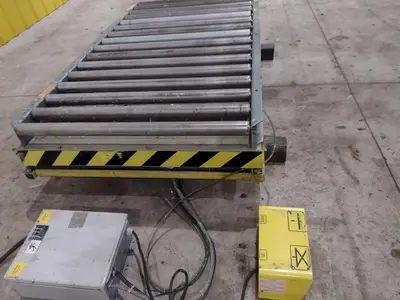 3500 LB X 60" X 36" SOUTHWORTH HYDRAULIC SCISSOR LIFT TABLE WITH ROLLER TOP: STOCK #20932