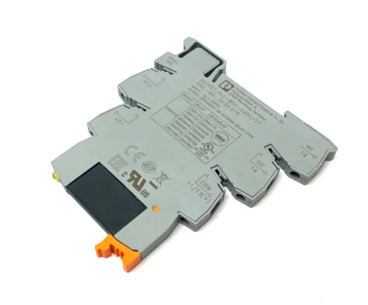 Used PHOENIX CONTACT PLUG-IN SOCKET BASE W/ RELAY Relays & Switches | Maverick Industrial Sales #1108291