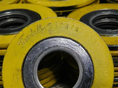 Lot of 50 Flexitallic 1"3/4/600 Spiral Wound Gaskets ASMEB16.20 304/304/GTA Used