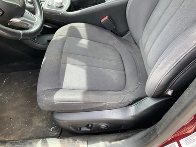 USED 2015 CHRYSLER 200