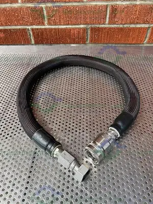 USED HUBER INSULATED CHILLER HOSE 53" W/ 1" FEMALE THREADED TO QUICK RELEASE
