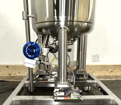HOLLOWAY 30 Liter (8 Gallon) Holloway Sanitary 316L Stainless Steel Agitated Reactor REACTORS | EcReCon Inc (6)