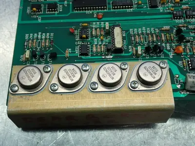USED HAAS AUTOMATION 323051E