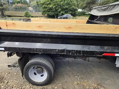 USED 2019 FORD F-550
