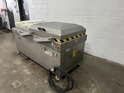 USED XTRAVAC PACKAGING MACHINES 860A
