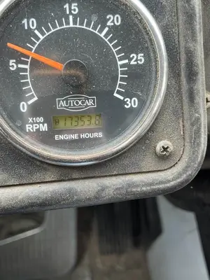USED 2006 AUTOCAR XPEDITOR