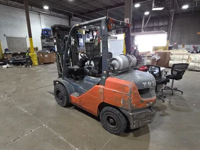 TOYOTA 8FGU30 Forklift Trucks | Levy Recovery Group (5)