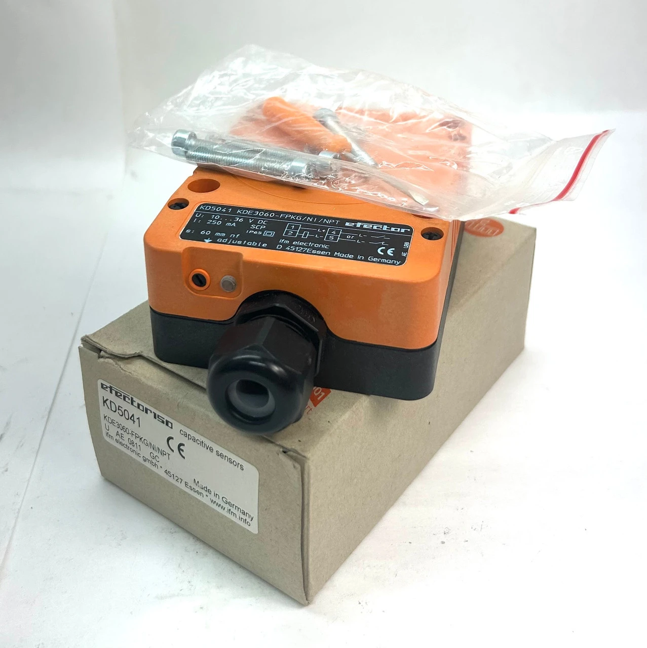Used IFM EFECTOR KDE3060-FPKG/NI/NPT Proximity Sensors Kentucky US | Industrial Parts R Us Inc. #357160