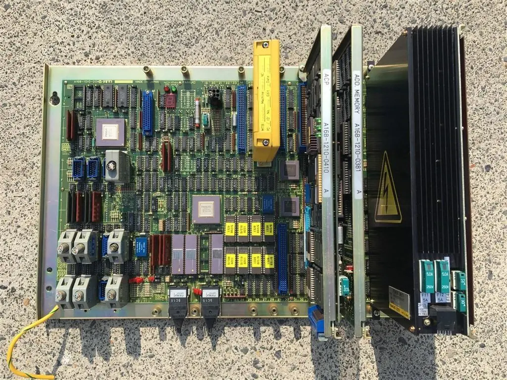 USED FANUC A16B-1210-0381