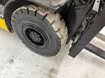 Used 2016 YALE GLP030VX Internal Combustion Forklifts: Pneumatic Tire Texas US | 4K Lift Co #1573786