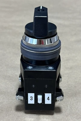 NEW IDEC ACSNO-134-Y2B-C1005