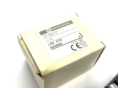 NEW TELEMECANIQUE TIME DELAY CONTACT BLOCK